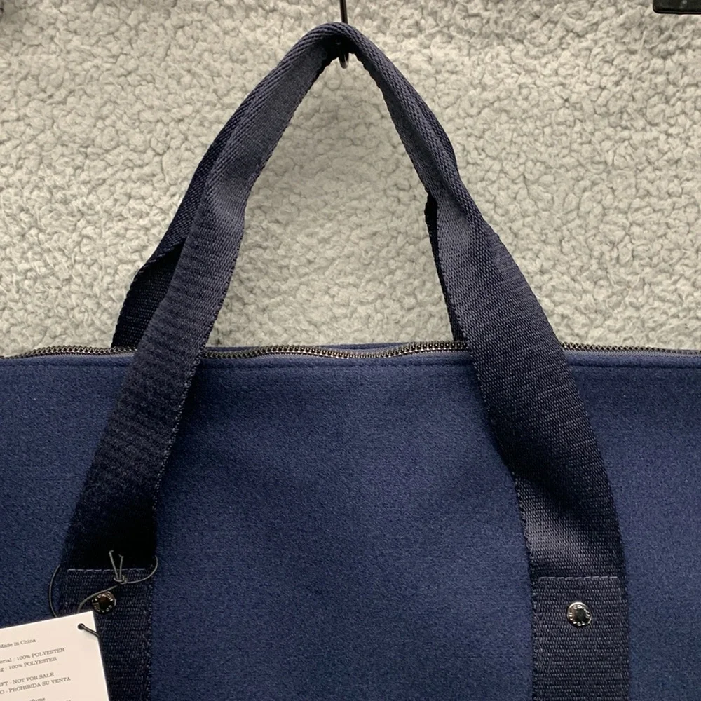 Coach Duffel Bag Large Navy Travel Gym‎ Weekender Tote Fragrance Promo NWT - Picture 5 of 13